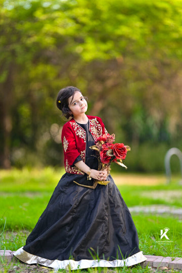 Midnight Elegance Ensemble – A Perfect Blend of Tradition and Modernity For Girls